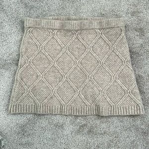 Revolve beige mini skirt. Lightly worn. Size L